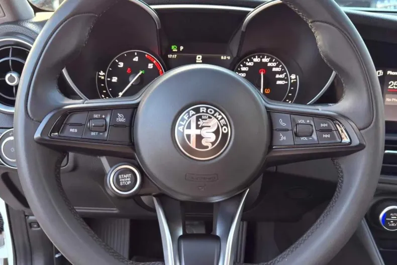 Alfa Romeo Giulia din 2020 cu 84.000 km - oferta ALF153255 - foto 21