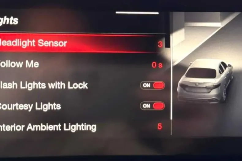 Alfa Romeo Giulia din 2020 cu 84.000 km - oferta ALF153255 - foto 31