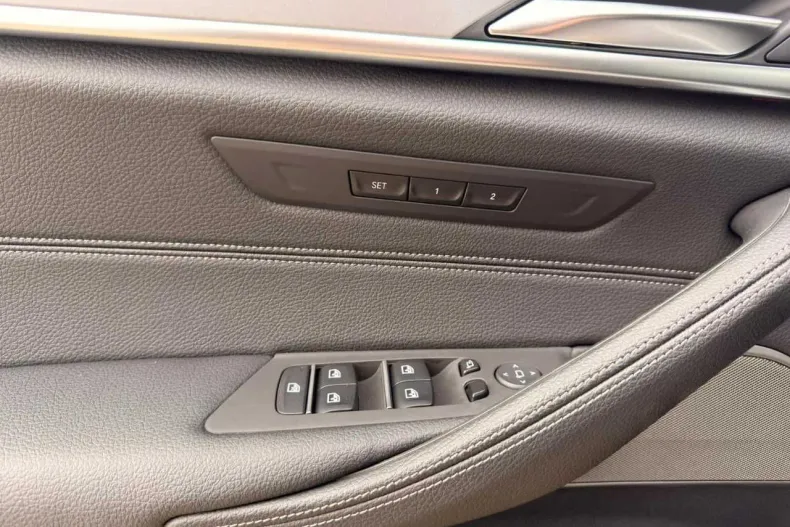 BMW Seria 5 din 2021 cu 94.000 km - oferta BMW153258 - foto 17