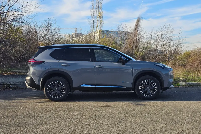 Nissan X-Trail din 2025 cu 2.500 km - oferta NIS153261 - foto 3