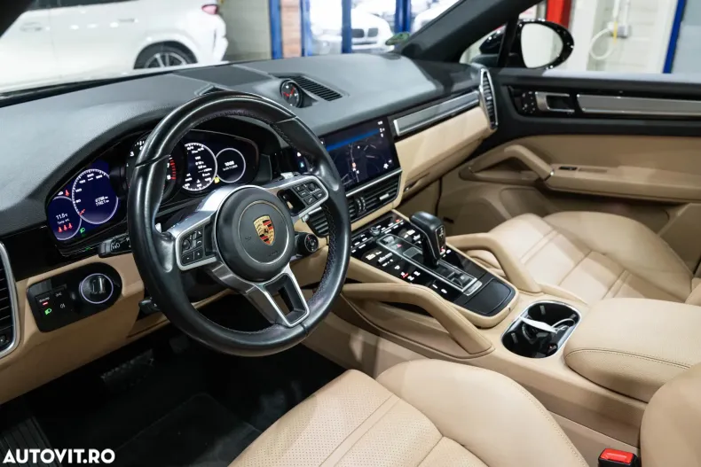 Porsche Cayenne Coupe din 2020 cu 61.788 km - oferta POR153275 - foto 6