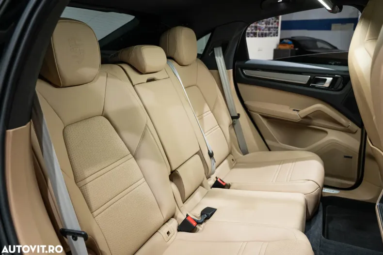 Porsche Cayenne Coupe din 2020 cu 61.788 km - oferta POR153275 - foto 7