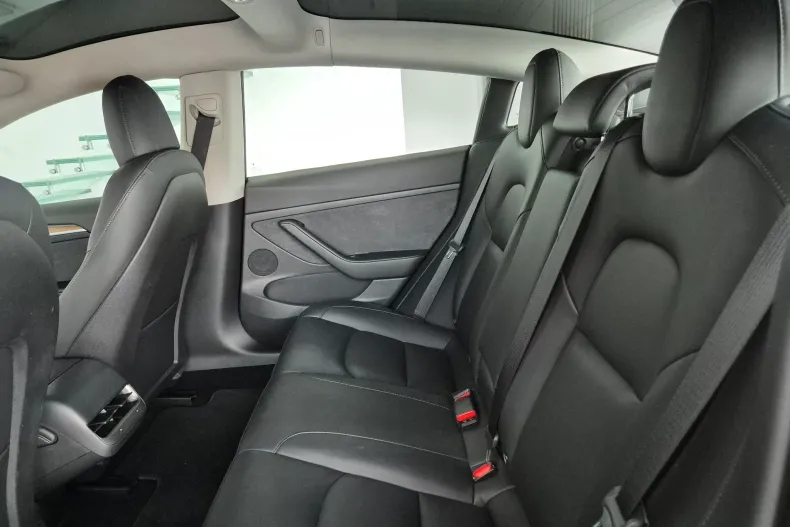 Tesla Model 3 din 2022 cu 58.000 km - oferta TES153277 - foto 13