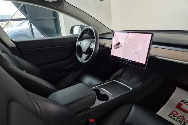 Tesla Model 3 din 2021 cu 104.300 km - oferta TES153279 - foto 6