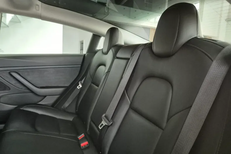 Tesla Model 3 din 2021 cu 104.300 km - oferta TES153279 - foto 19