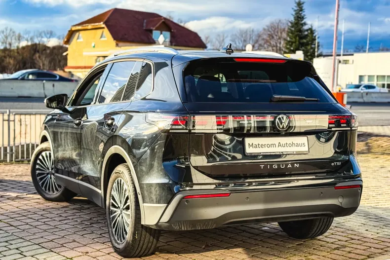 Volkswagen Tiguan din 2025 cu 2.130 km - oferta VOL153280 - foto 6