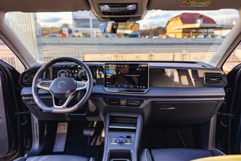 Volkswagen Tiguan din 2025 cu 2.130 km - oferta VOL153280 - foto 7