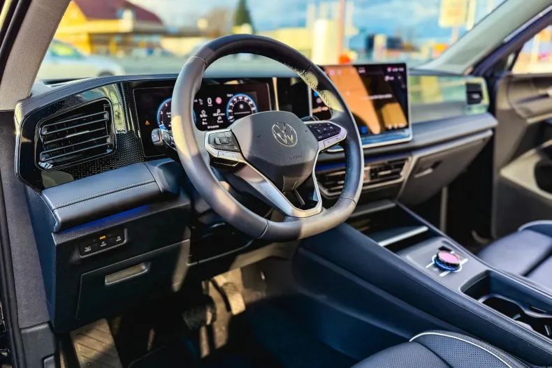 Volkswagen Tiguan din 2025 cu 2.130 km - oferta VOL153280 - foto 8