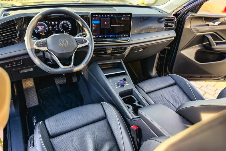 Volkswagen Tiguan din 2025 cu 2.130 km - oferta VOL153280 - foto 9