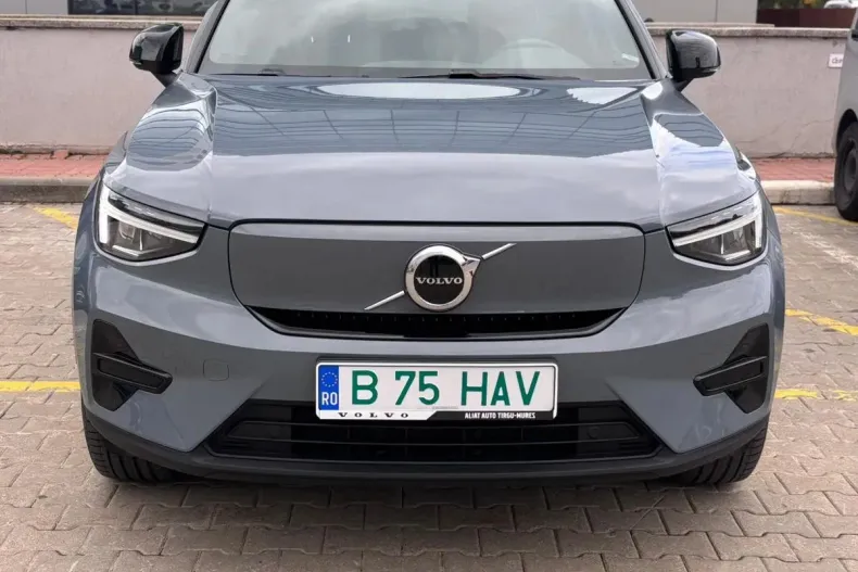 Volvo XC40 din 2023 cu 13.000 km - oferta VOL153281 - foto 8