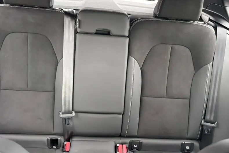 Volvo XC40 din 2023 cu 13.000 km - oferta VOL153281 - foto 12