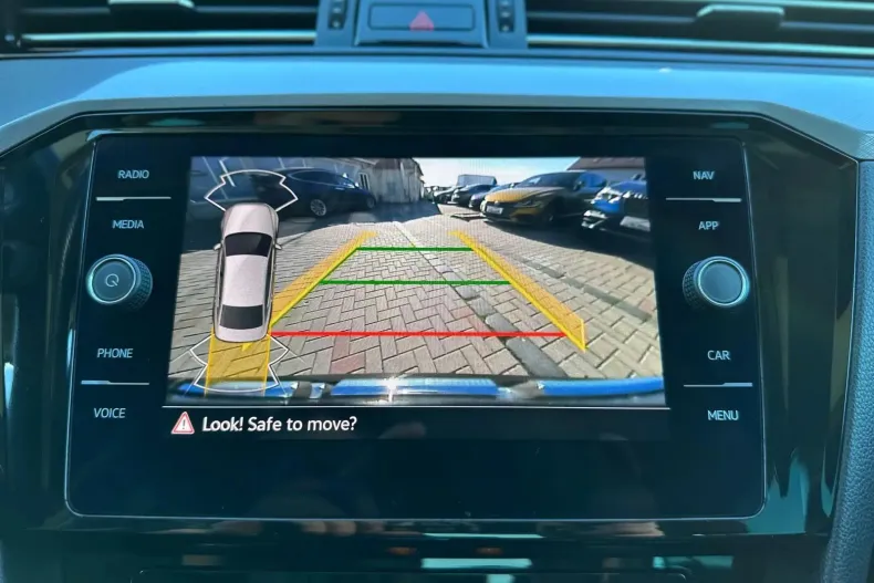 Volkswagen Passat din 2021 cu 97.600 km - oferta VOL153285 - foto 10