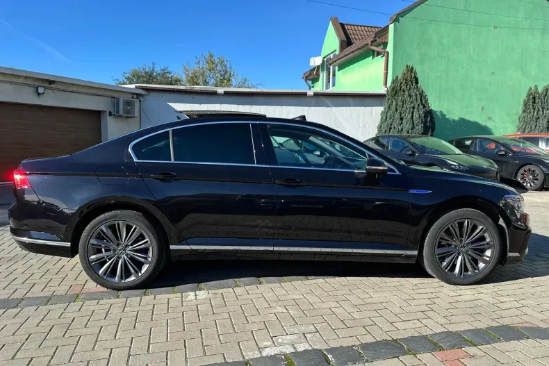 Volkswagen Passat din 2021 cu 97.600 km - oferta VOL153285 - foto 13