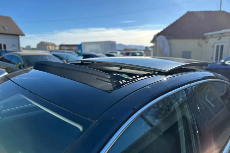 Volkswagen Passat din 2021 cu 97.600 km - oferta VOL153285 - foto 16