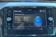 Volkswagen Passat din 2021 cu 97.600 km - oferta VOL153285 - foto 29