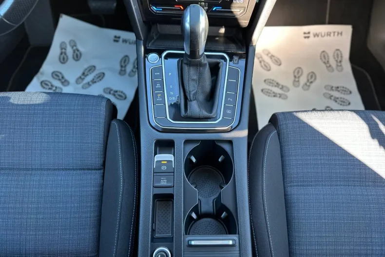 Volkswagen Passat din 2021 cu 97.600 km - oferta VOL153285 - foto 35