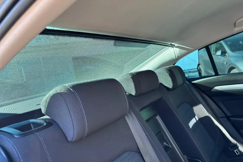 Volkswagen Passat din 2021 cu 97.600 km - oferta VOL153285 - foto 37