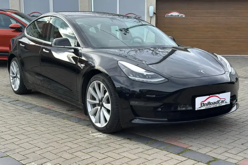 Tesla Model 3 din 2020 cu 69.854 km - oferta TES153286 - foto 2