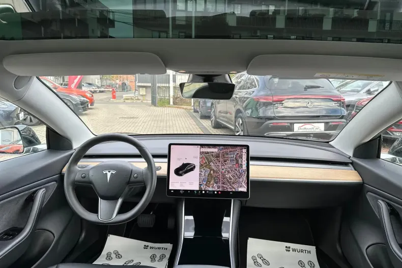 Tesla Model 3 din 2020 cu 69.854 km - oferta TES153286 - foto 8