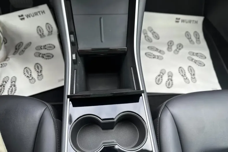 Tesla Model 3 din 2020 cu 69.854 km - oferta TES153286 - foto 21