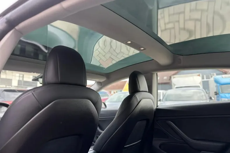 Tesla Model 3 din 2020 cu 69.854 km - oferta TES153286 - foto 24