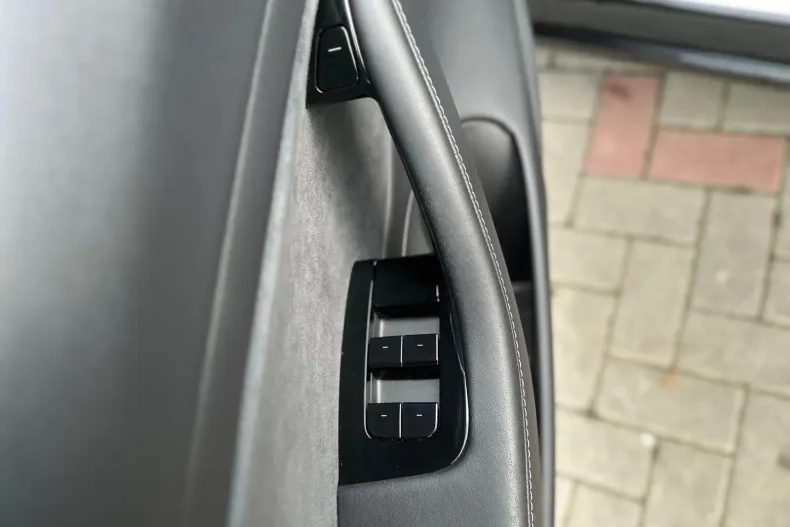 Tesla Model 3 din 2020 cu 69.854 km - oferta TES153286 - foto 39