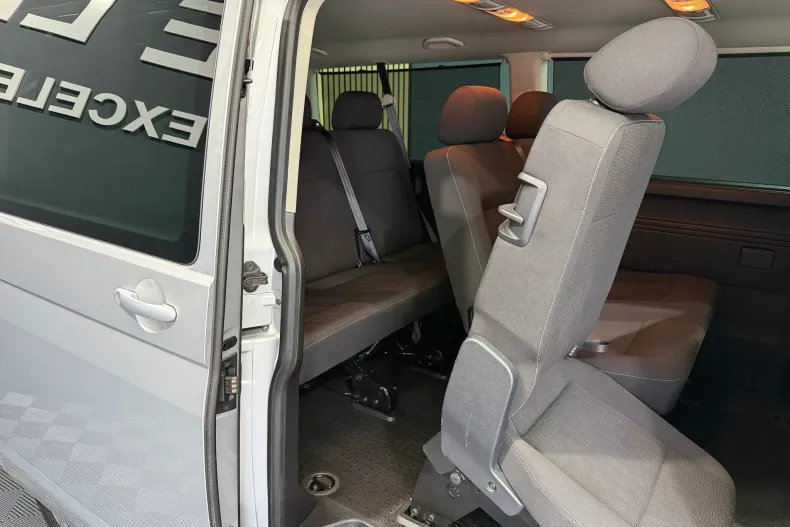 Volkswagen Caravelle din 2019 cu 148.925 km - oferta VOL153287 - foto 20