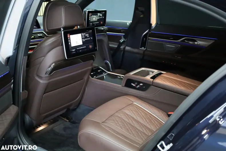 BMW Seria 7 din 2020 cu 34.000 km - oferta BMW153289 - foto 14