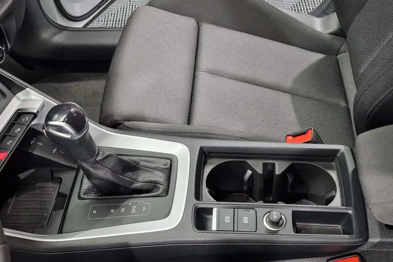 Audi Q3 din 2024 cu 11.586 km - oferta AUD153290 - foto 18