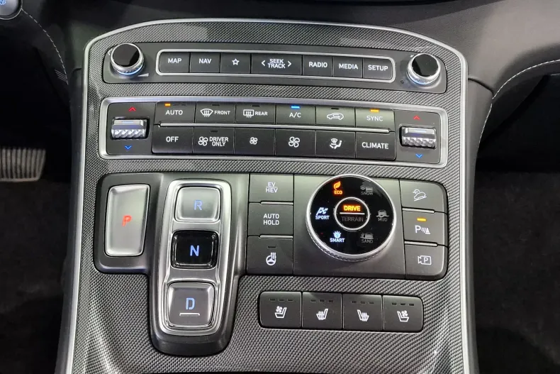 Hyundai SANTA FE din 2022 cu 112.582 km - oferta HYU153292 - foto 12