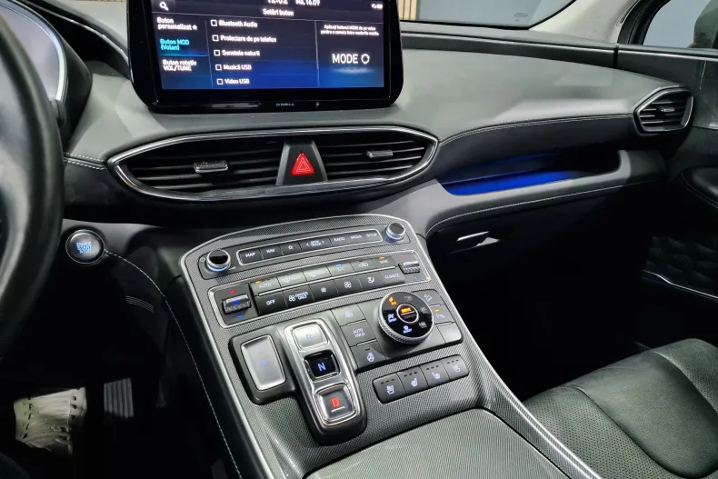 Hyundai SANTA FE din 2022 cu 112.582 km - oferta HYU153292 - foto 19