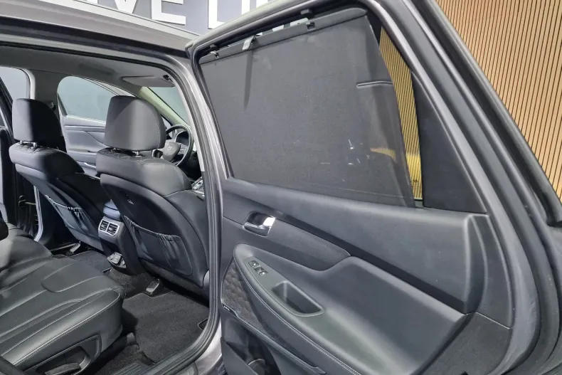 Hyundai SANTA FE din 2022 cu 112.582 km - oferta HYU153292 - foto 21