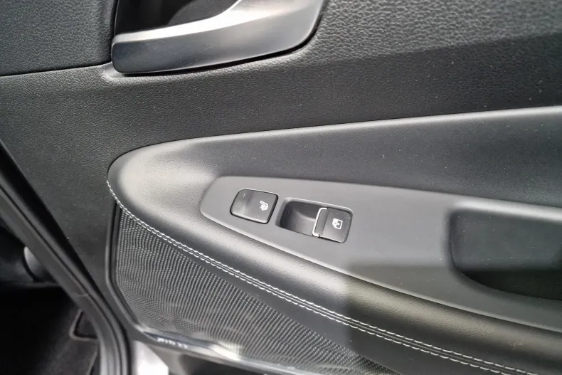 Hyundai SANTA FE din 2022 cu 112.582 km - oferta HYU153292 - foto 27