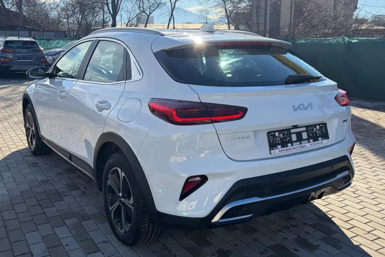 Kia XCeed din 2022 cu 45.520 km - oferta KIA153293 - foto 3