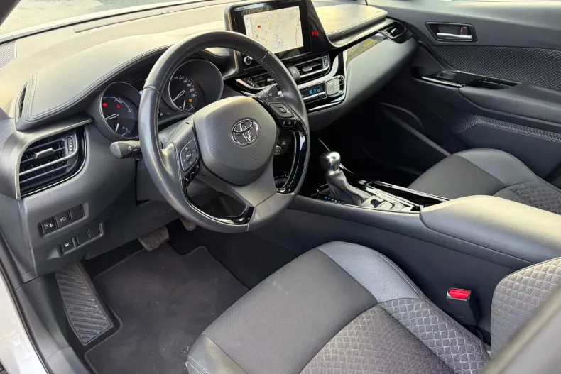 Toyota C-HR din 2023 cu 80.800 km - oferta TOY153294 - foto 7