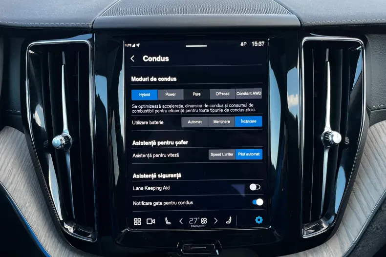 Volvo XC60 din 2021 cu 82.699 km - oferta VOL153299 - foto 24