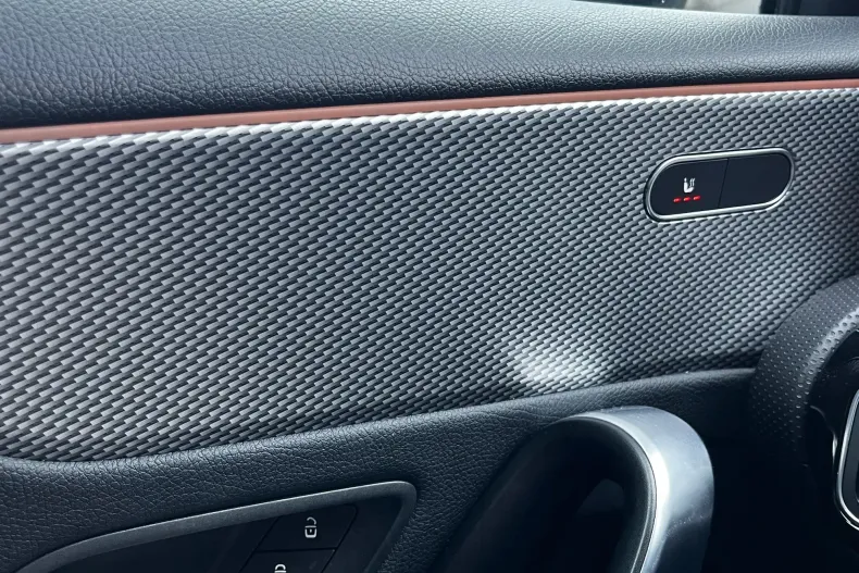 Mercedes-Benz A din 2020 cu 97.176 km - oferta MER153302 - foto 19