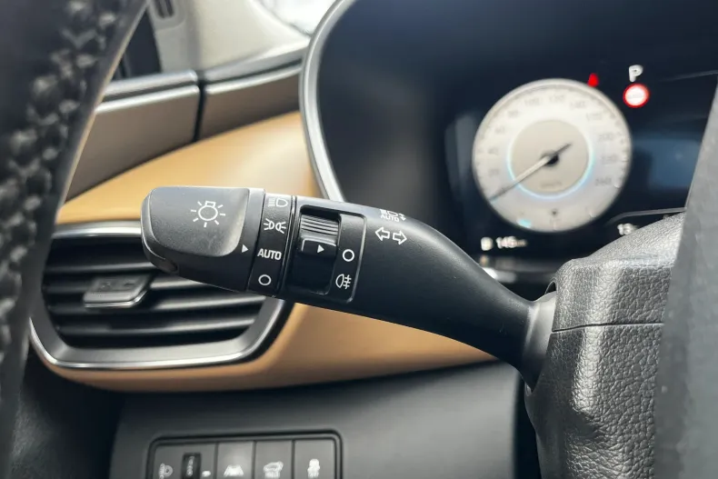 Hyundai SANTA FE din 2021 cu 153.428 km - oferta HYU153304 - foto 19