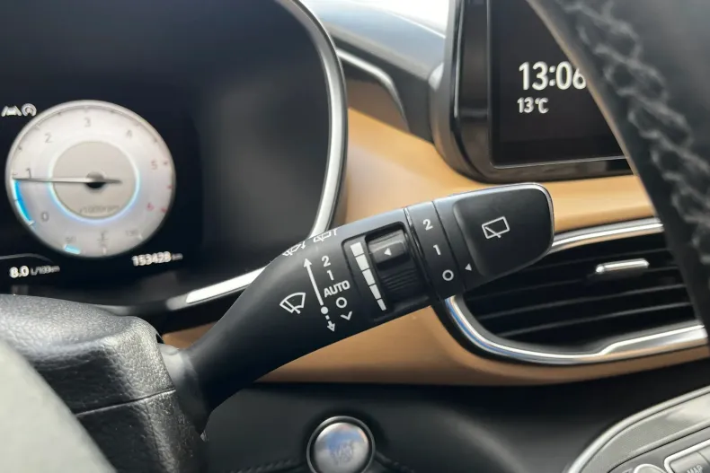 Hyundai SANTA FE din 2021 cu 153.428 km - oferta HYU153304 - foto 20