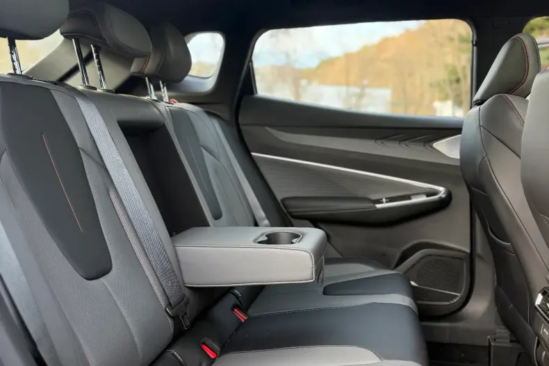 Geely Cityray din 2025 cu 2.000 km - oferta GEE153310 - foto 13