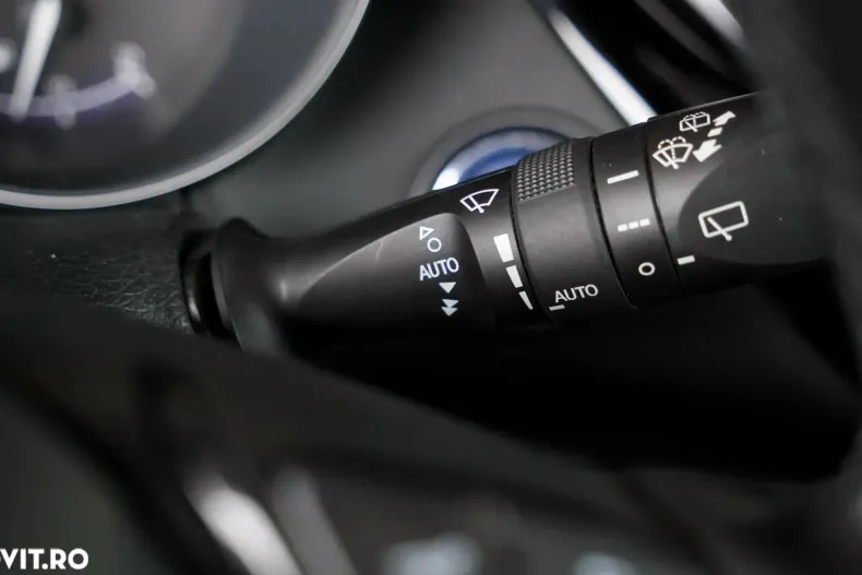 Toyota C-HR din 2019 cu 145.000 km - oferta TOY153313 - foto 17