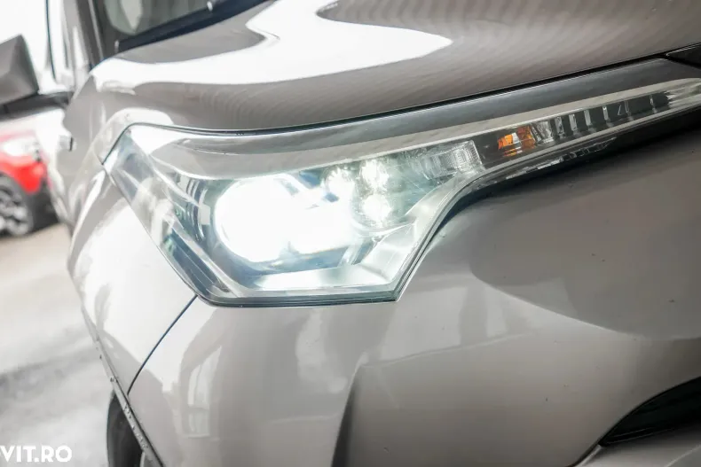 Toyota C-HR din 2019 cu 145.000 km - oferta TOY153313 - foto 28