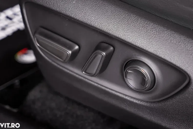 Toyota RAV4 din 2020 cu 104.000 km - oferta TOY153314 - foto 27