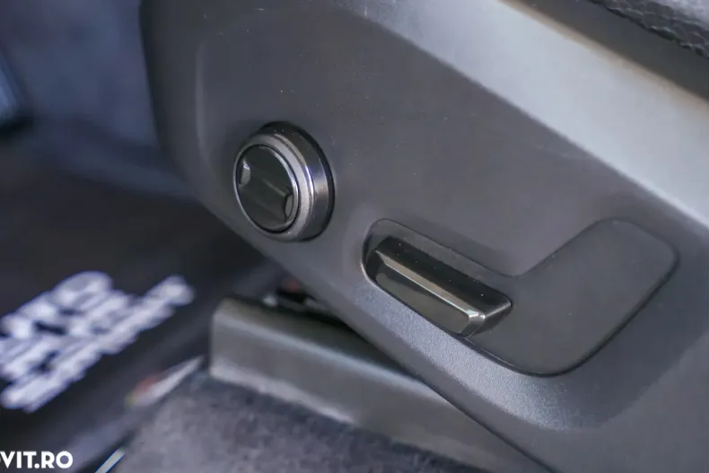 Volvo XC90 din 2019 cu 99.000 km - oferta VOL153315 - foto 25