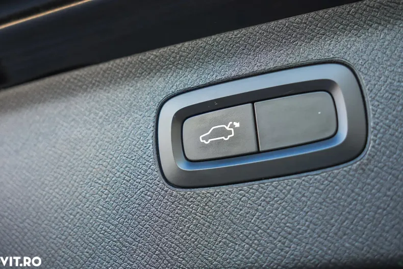 Volvo XC90 din 2019 cu 99.000 km - oferta VOL153315 - foto 27