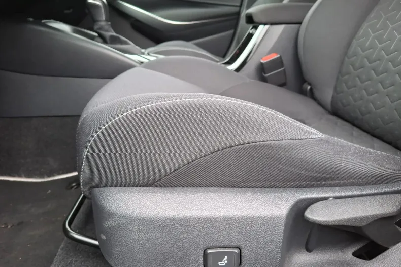 Toyota Corolla din 2020 cu 64.862 km - oferta TOY153317 - foto 25