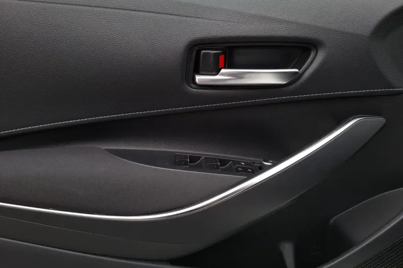 Toyota Corolla din 2020 cu 64.862 km - oferta TOY153317 - foto 26