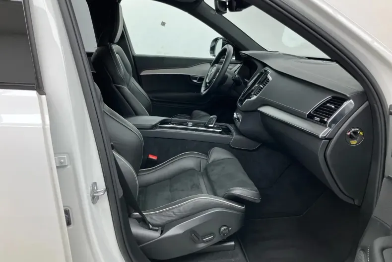 Volvo XC90 din 2022 cu 96.638 km - oferta VOL153318 - foto 11