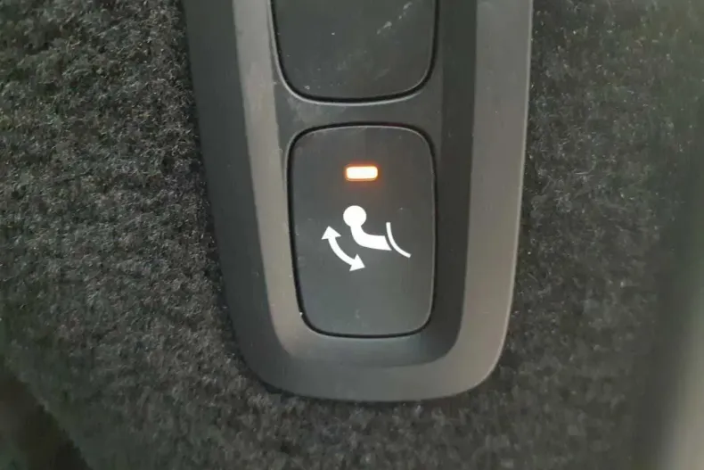 Volvo XC90 din 2022 cu 96.638 km - oferta VOL153318 - foto 14