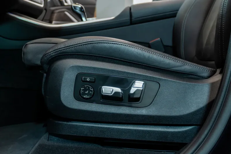 BMW X5 din 2021 cu 87.544 km - oferta BMW153321 - foto 31